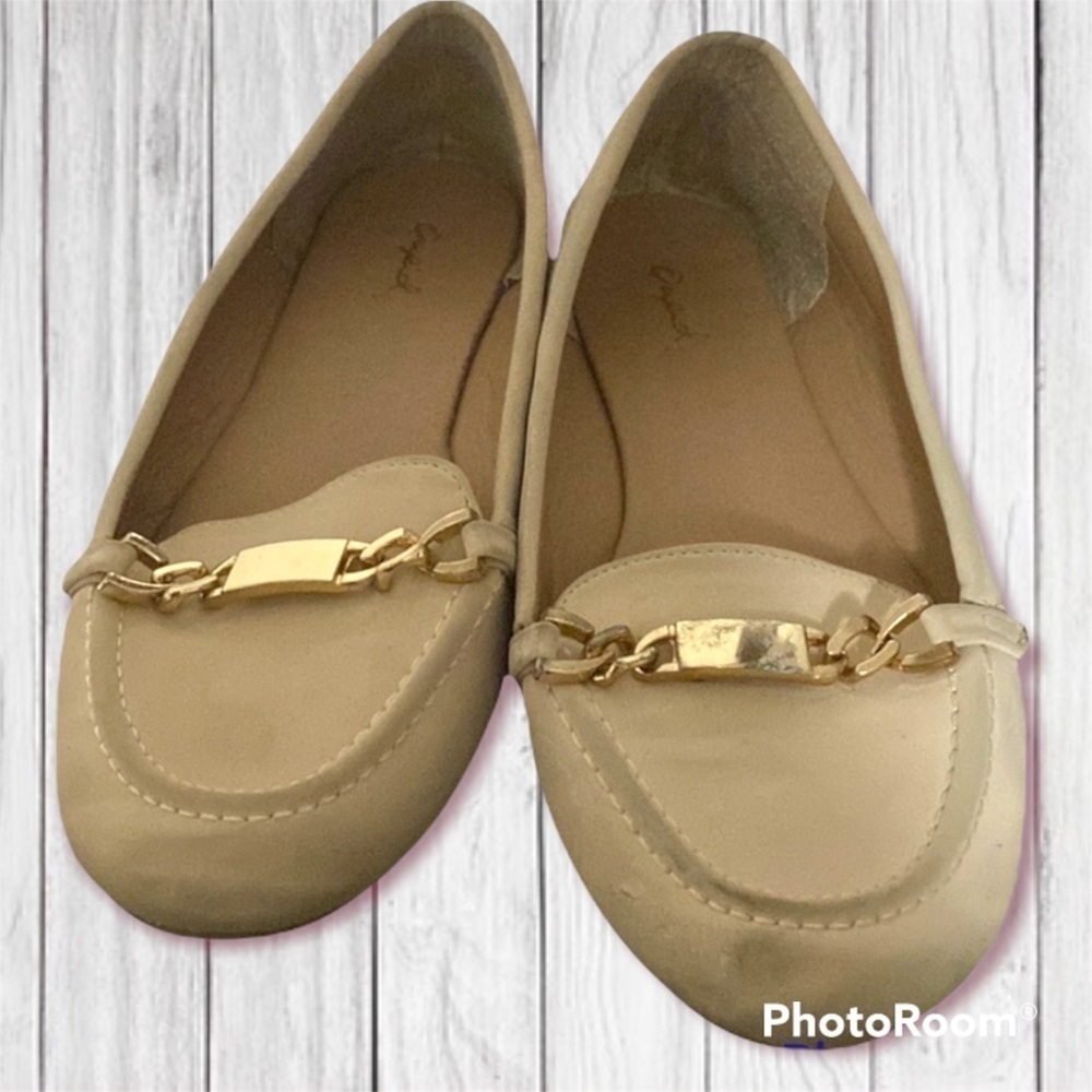 Cream Loafer Style Flats
